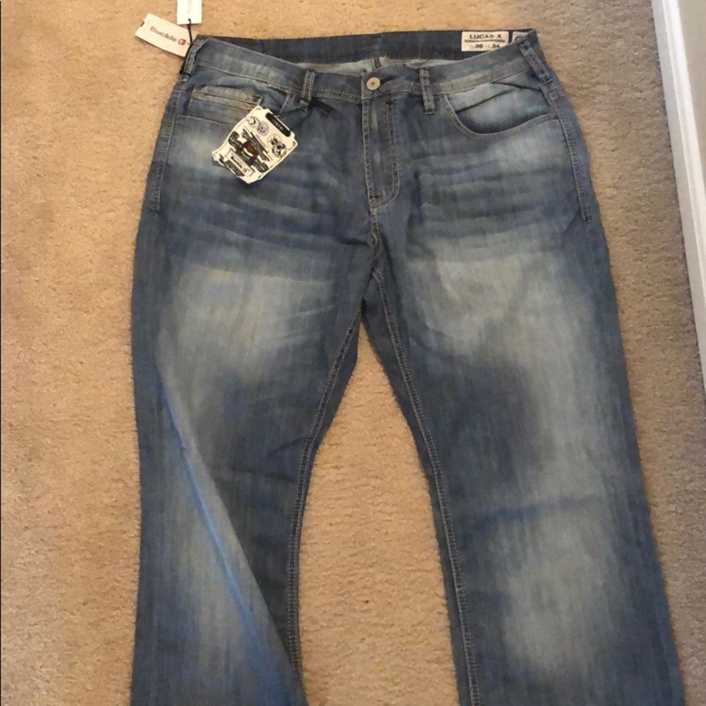 Brand new Buckle Relaxed Boot Cut 36/34 Jeans